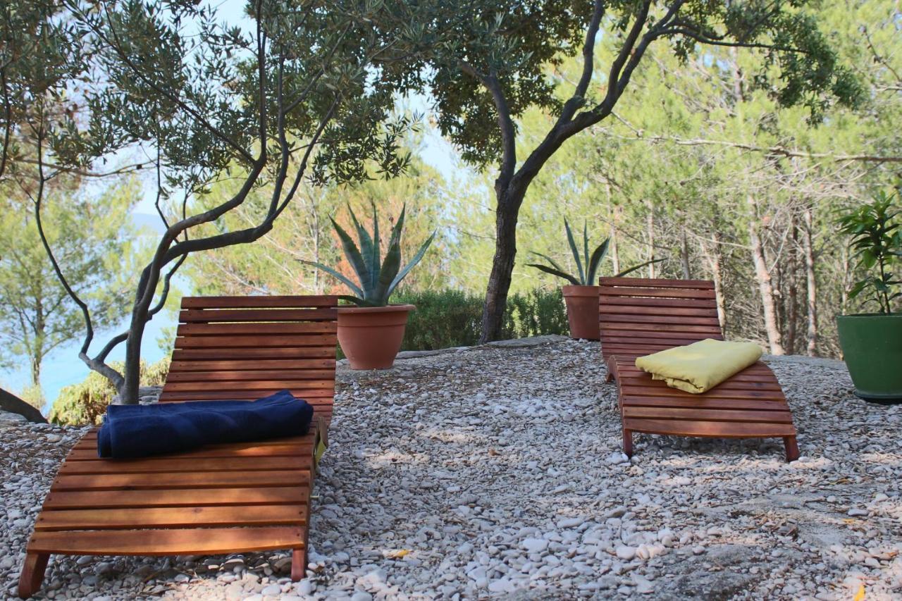 Seaside Secluded Apartments Zavala, Hvar - 15357 Jelsa  Bagian luar foto
