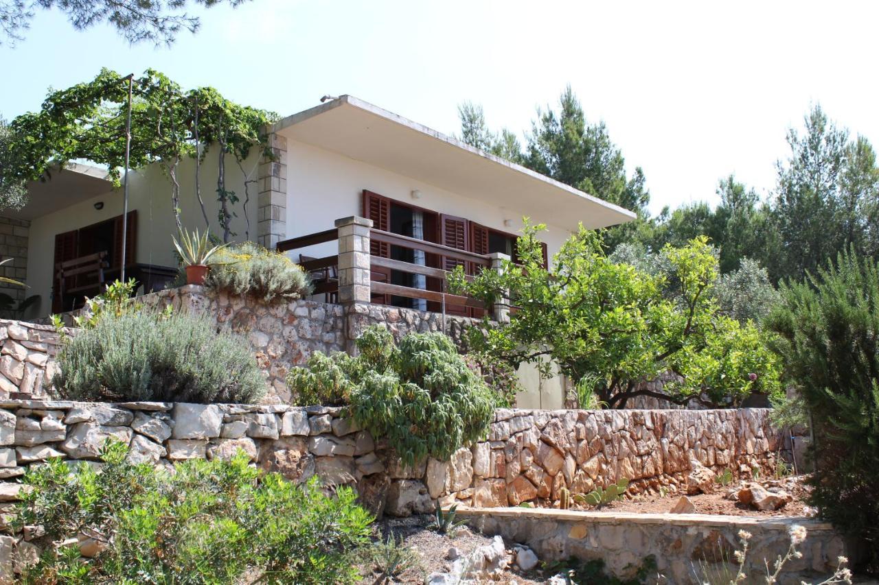 Seaside Secluded Apartments Zavala, Hvar - 15357 Jelsa  Bagian luar foto