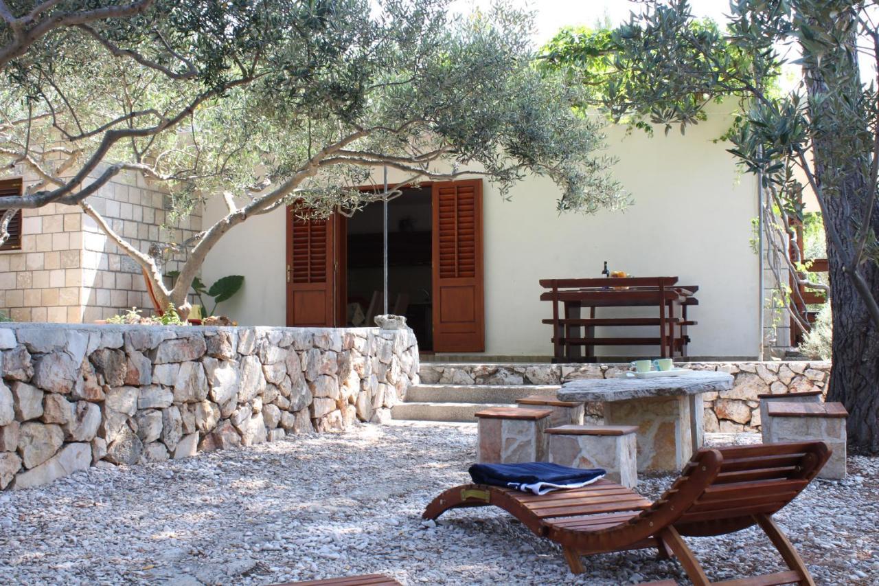 Seaside Secluded Apartments Zavala, Hvar - 15357 Jelsa  Bagian luar foto